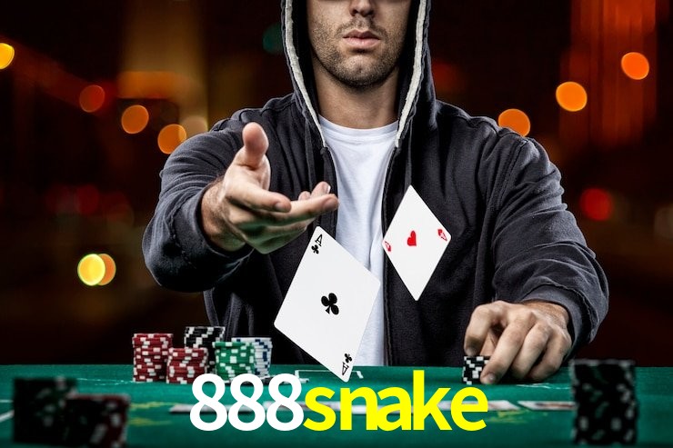 Mercados ao vivo e cash out na 888snake